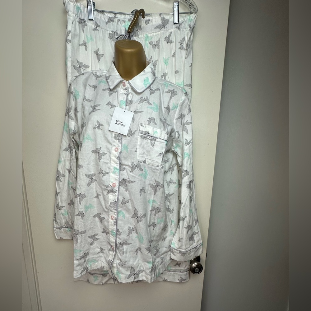 Victoria's Secret Butterfly Print Matching PJ Set;Button Down Top & Pants NWOT M